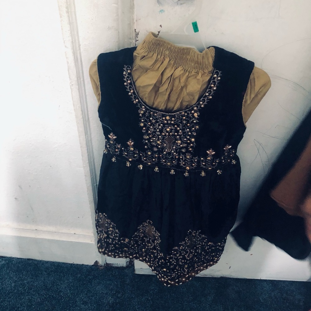 New branded clothes for sale
